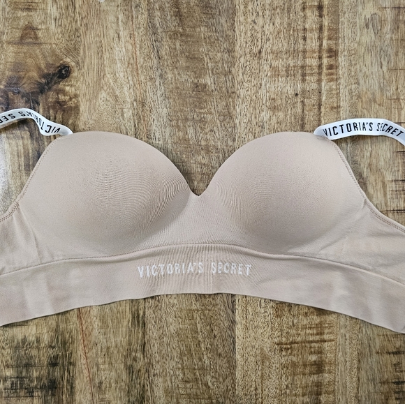 3 Victoria Secret Bras 1 Target Xhilaration Bra - Picture 5 of 13